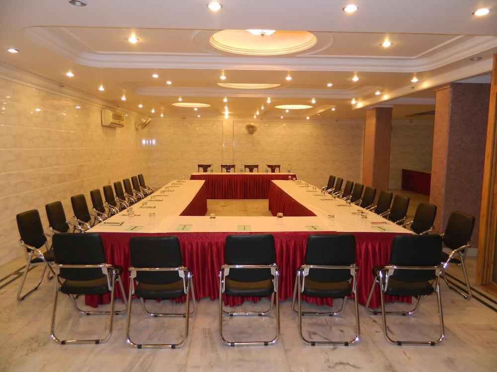 Hotel Singh International Delhi  Esterno foto