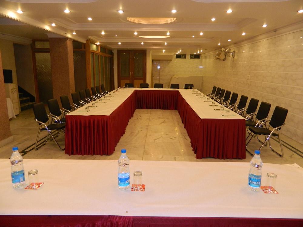 Hotel Singh International Delhi  Esterno foto