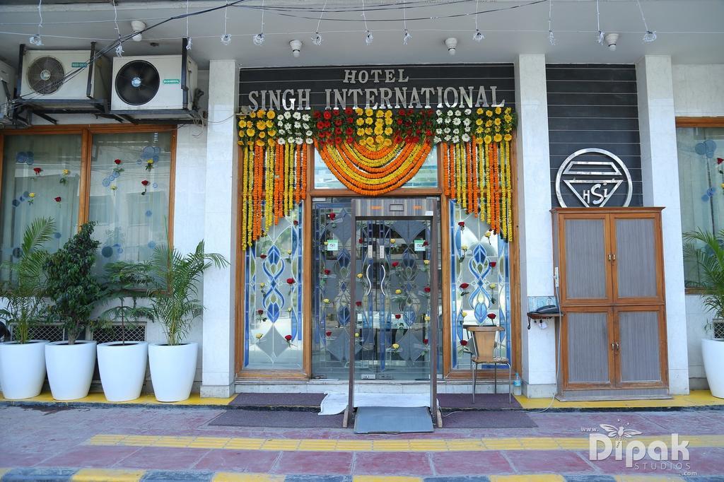 Hotel Singh International Delhi  Esterno foto